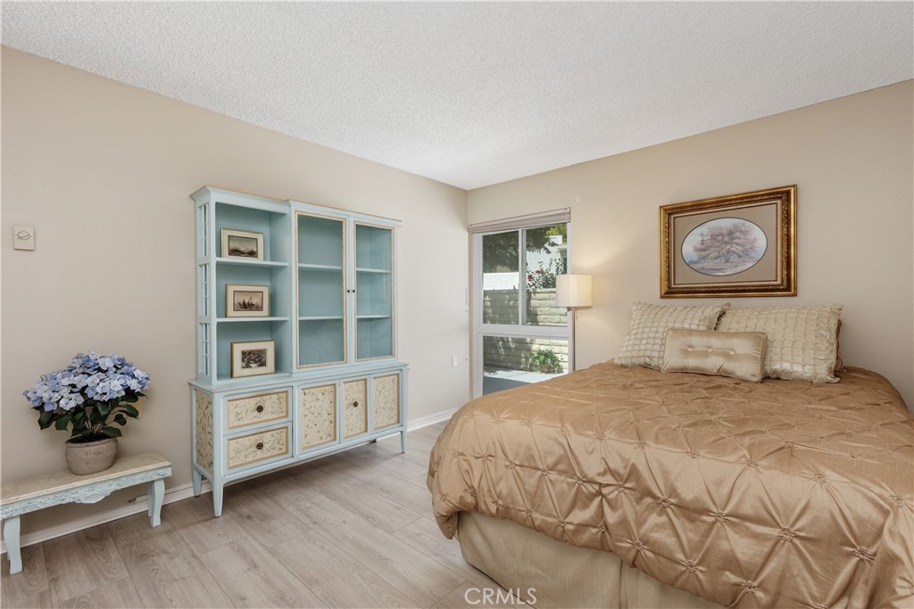 2234 Via Puerta C Property Photo 28