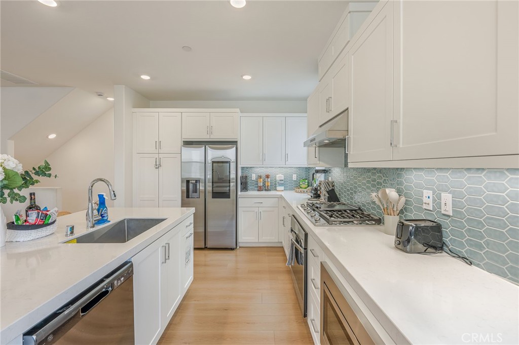 1291 Windmill Property Photo 4
