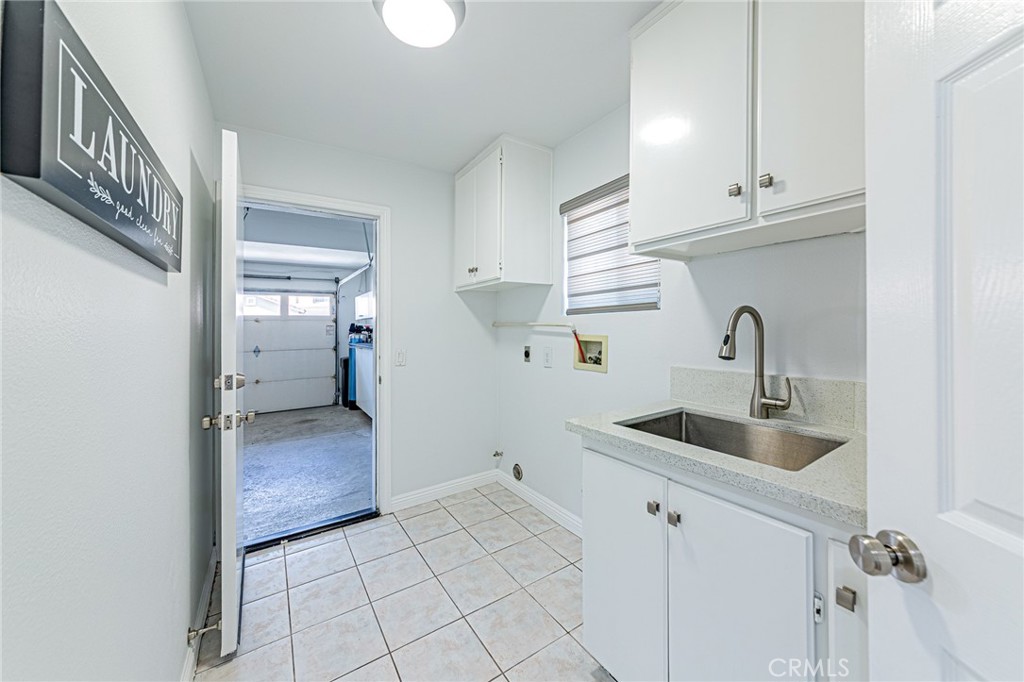 15230 Riviera Lane Property Photo 17