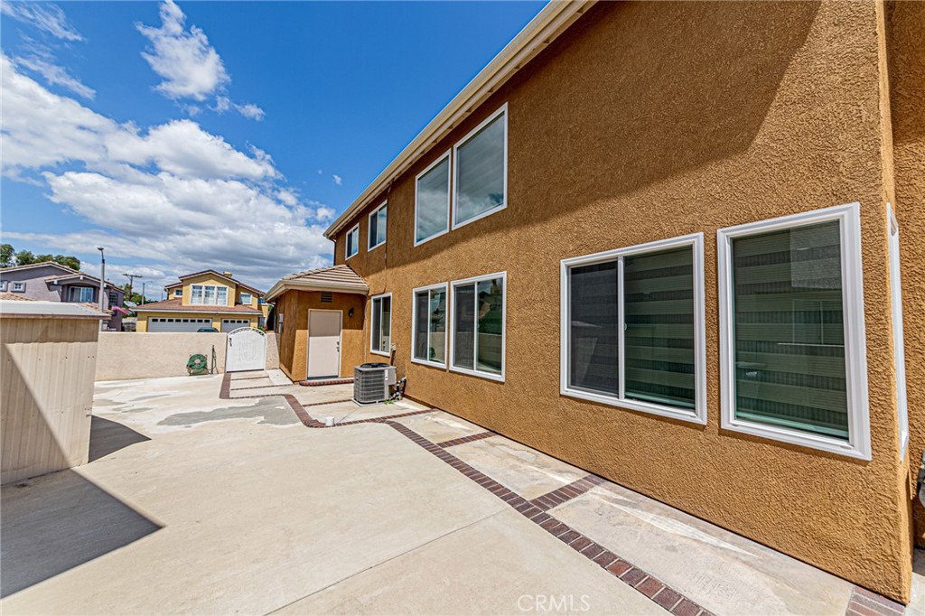 15230 Riviera Lane Property Photo 37