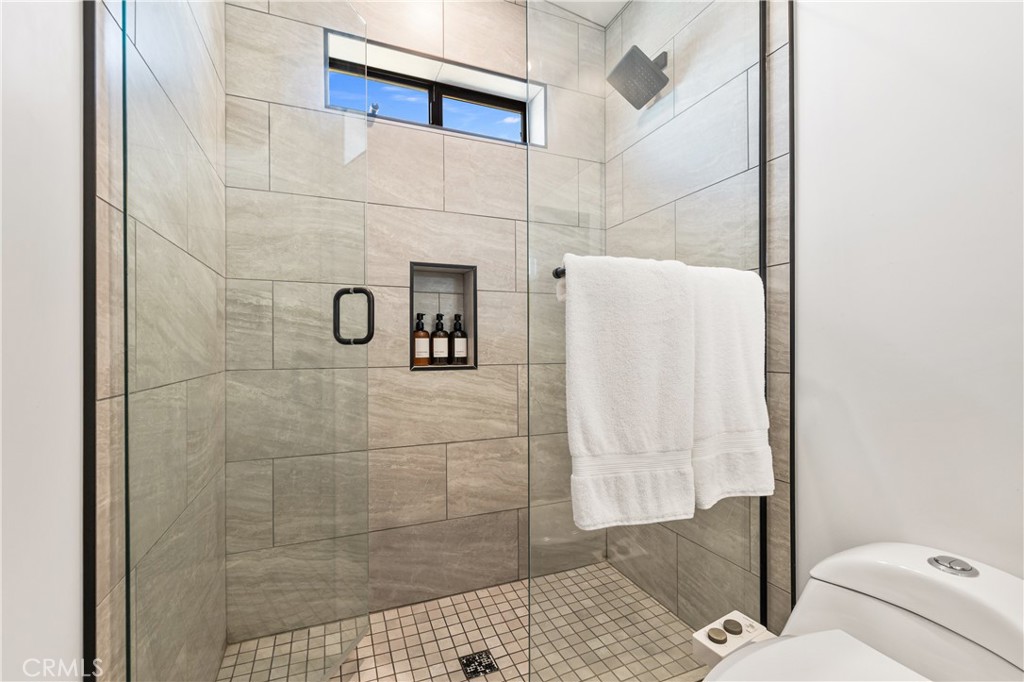 59226 Aberdeen Property Photo 33