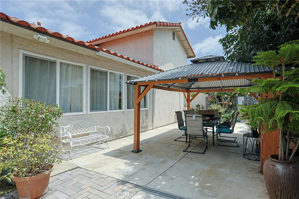 8552 Bermuda Property Photo 15