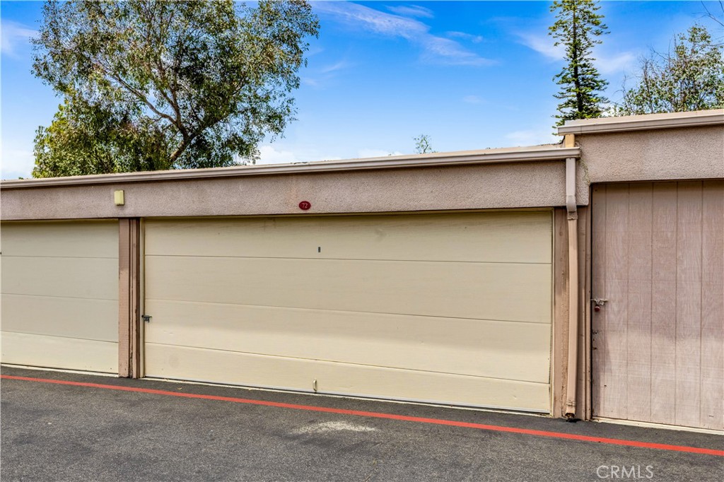 25761 Le Parc 72 Property Photo 11