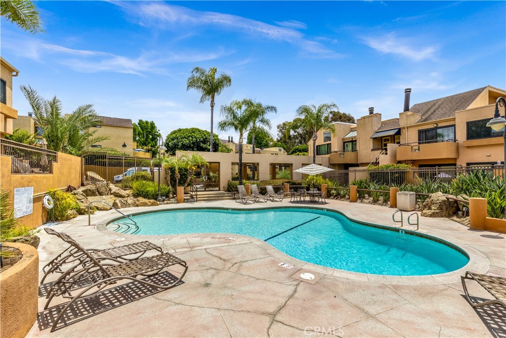 25761 Le Parc 72 Property Photo 20