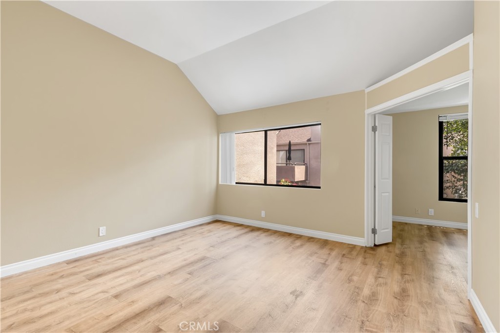 25761 Le Parc 72 Property Photo 21