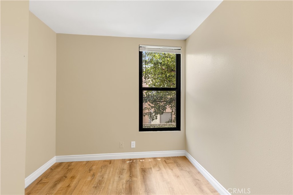 25761 Le Parc 72 Property Photo 23