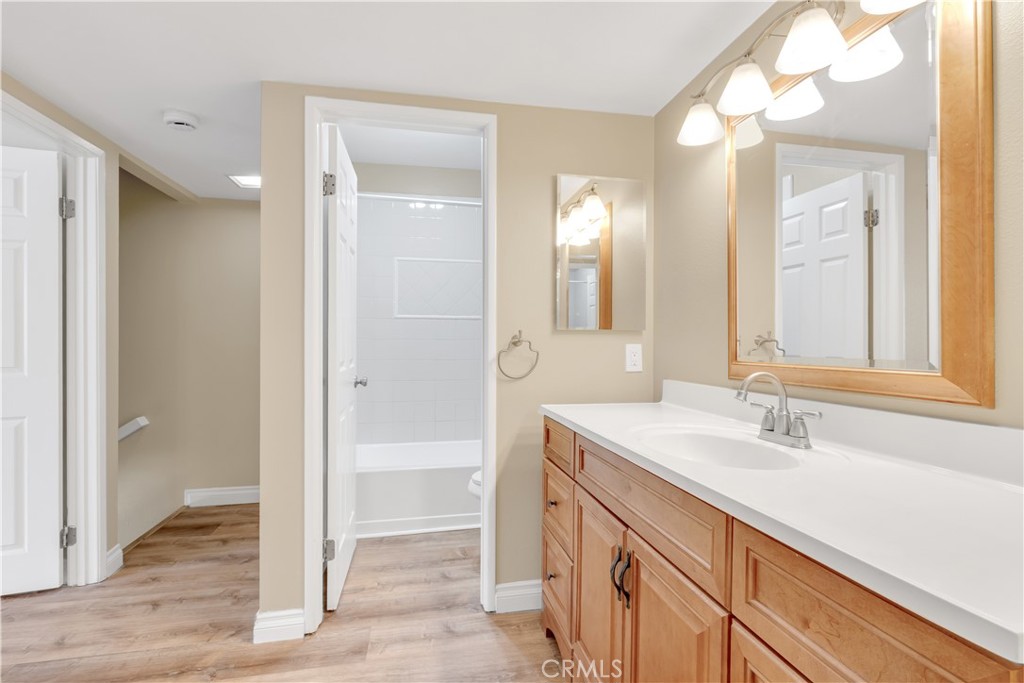25761 Le Parc 72 Property Photo 28