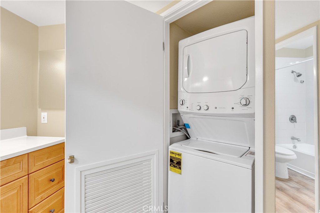 25761 Le Parc 72 Property Photo 30