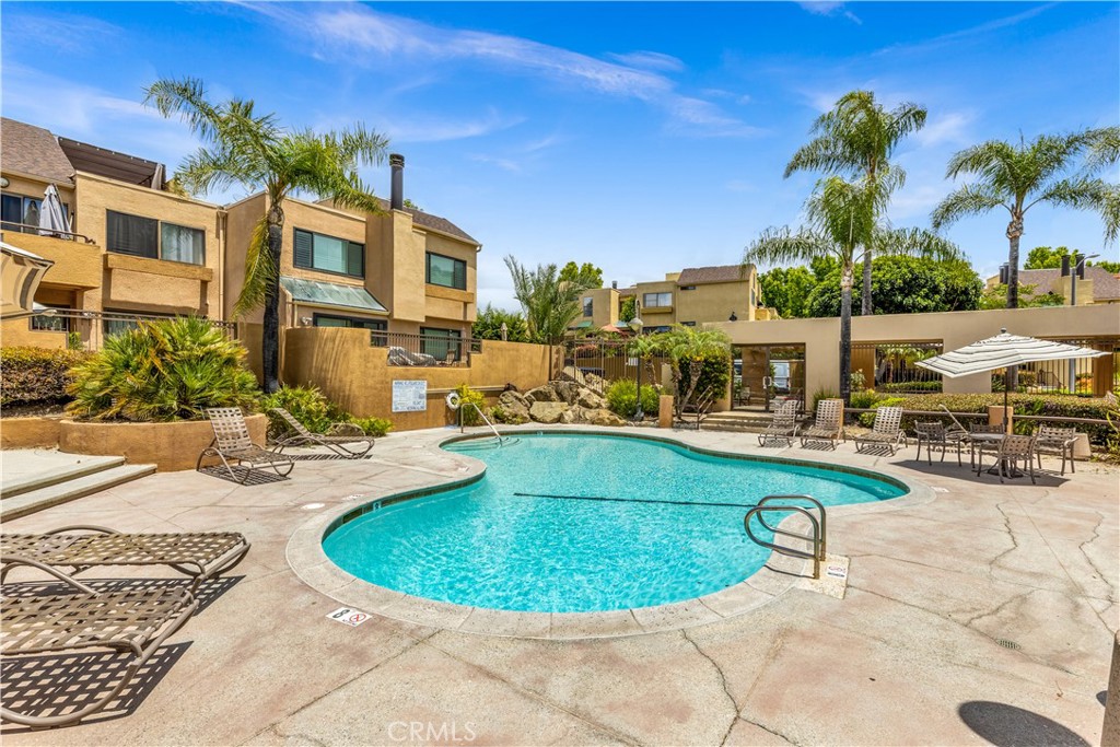 25761 Le Parc 72 Property Photo 32