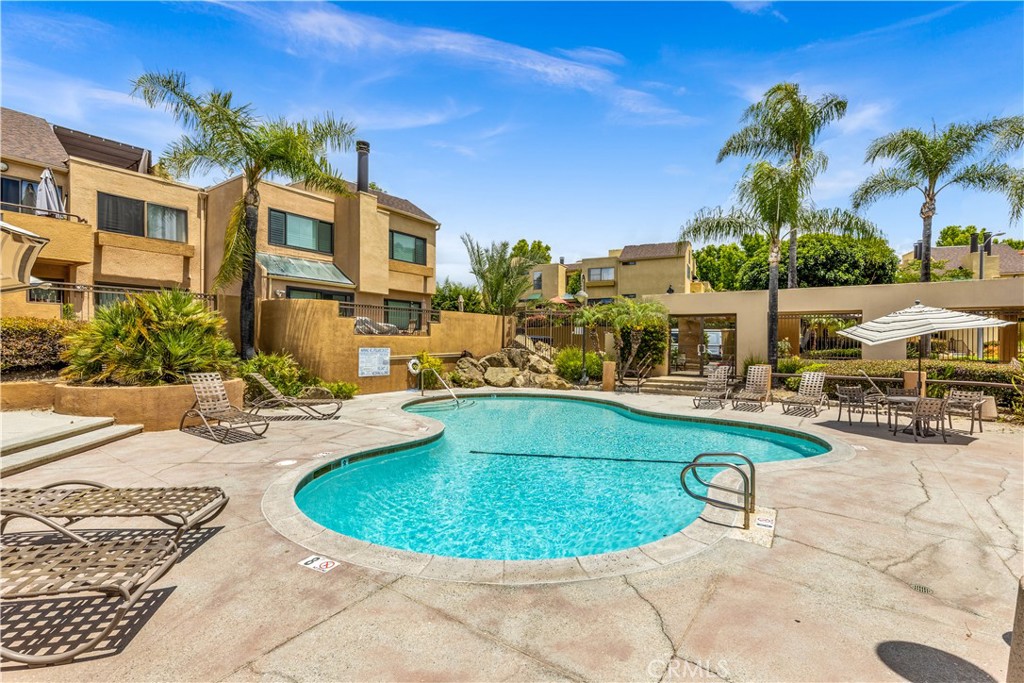 25761 Le Parc 72 Property Photo 32