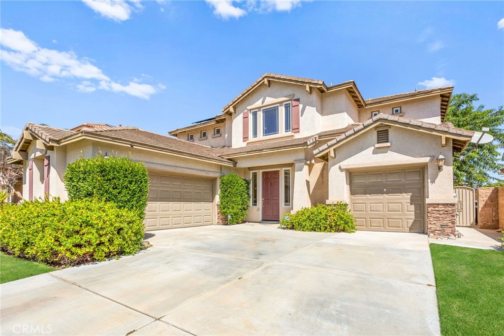 27080 Sapphire Property Photo 1