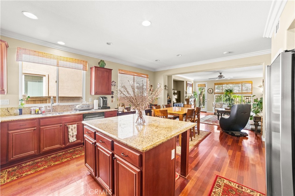 27080 Sapphire Property Photo 10