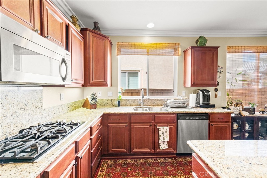 27080 Sapphire Property Photo 11