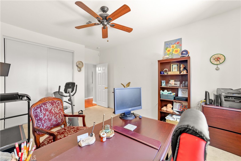 27080 Sapphire Property Photo 17