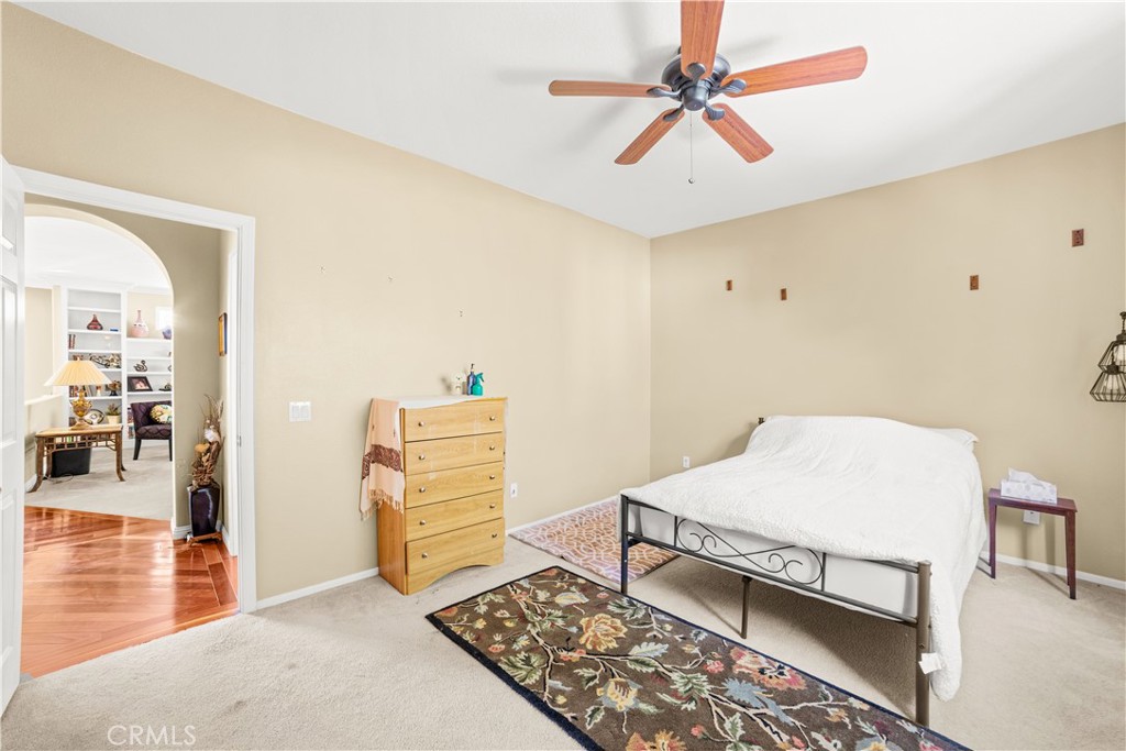 27080 Sapphire Property Photo 28