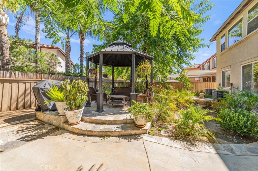 27080 Sapphire Property Photo 37