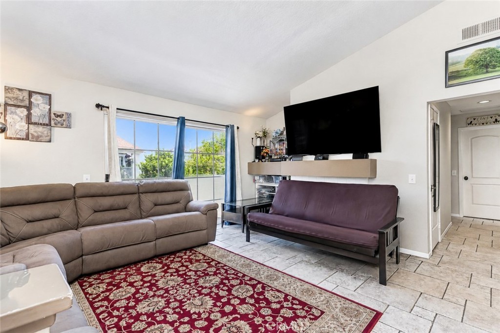 2495 Paseo Circulo Property Photo 4