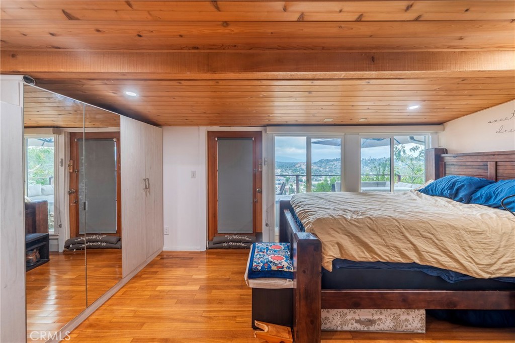 526 Crane Property Photo 10