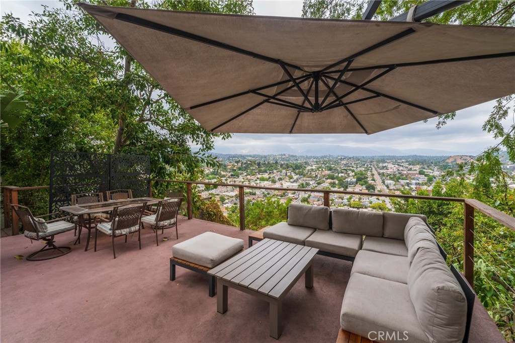 526 Crane Property Photo 15