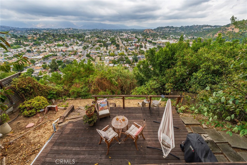 526 Crane Property Photo 17