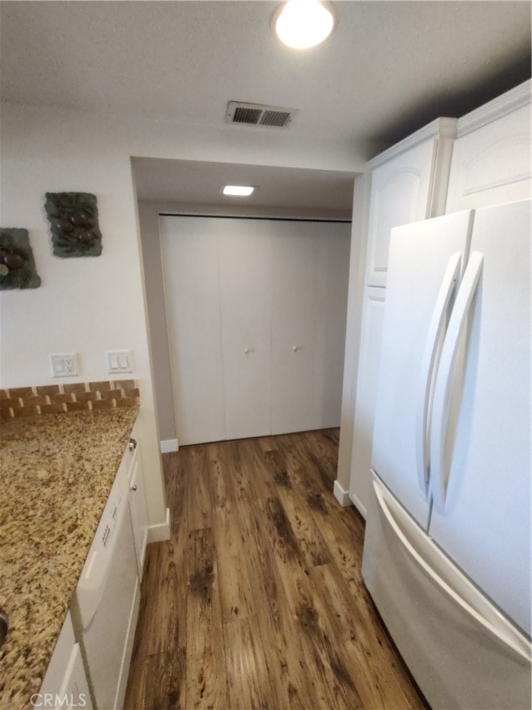 36 Woodleaf Property Photo 13
