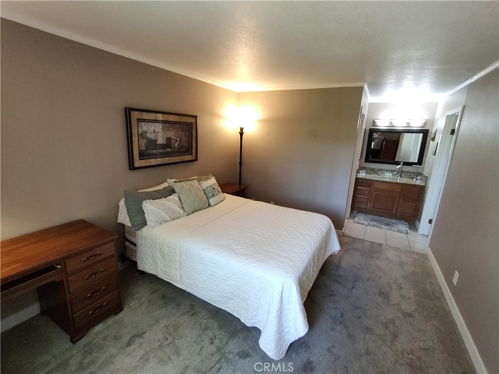 36 Woodleaf Property Photo 16
