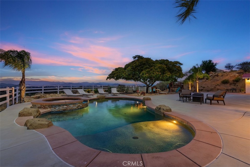 32910 Daily Property Photo 1