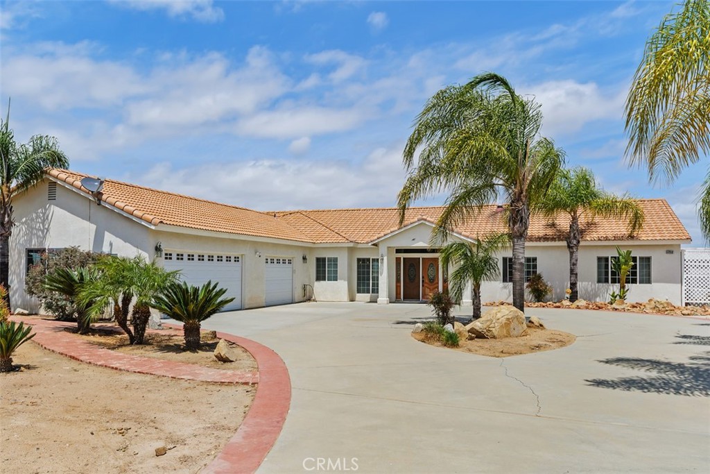 32910 Daily Property Photo 5