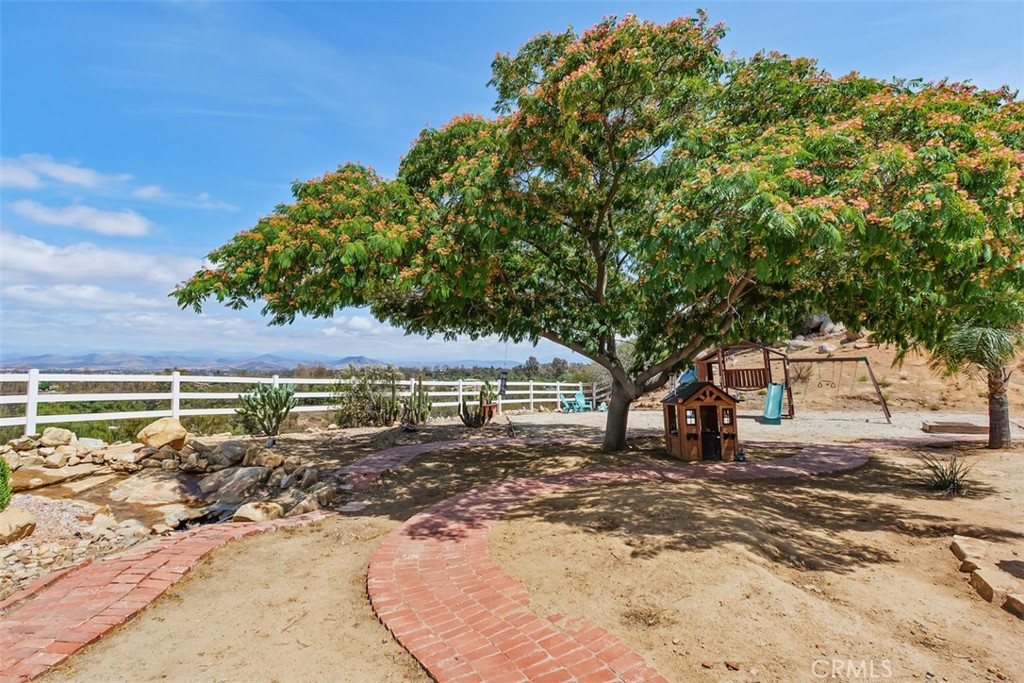 32910 Daily Property Photo 31