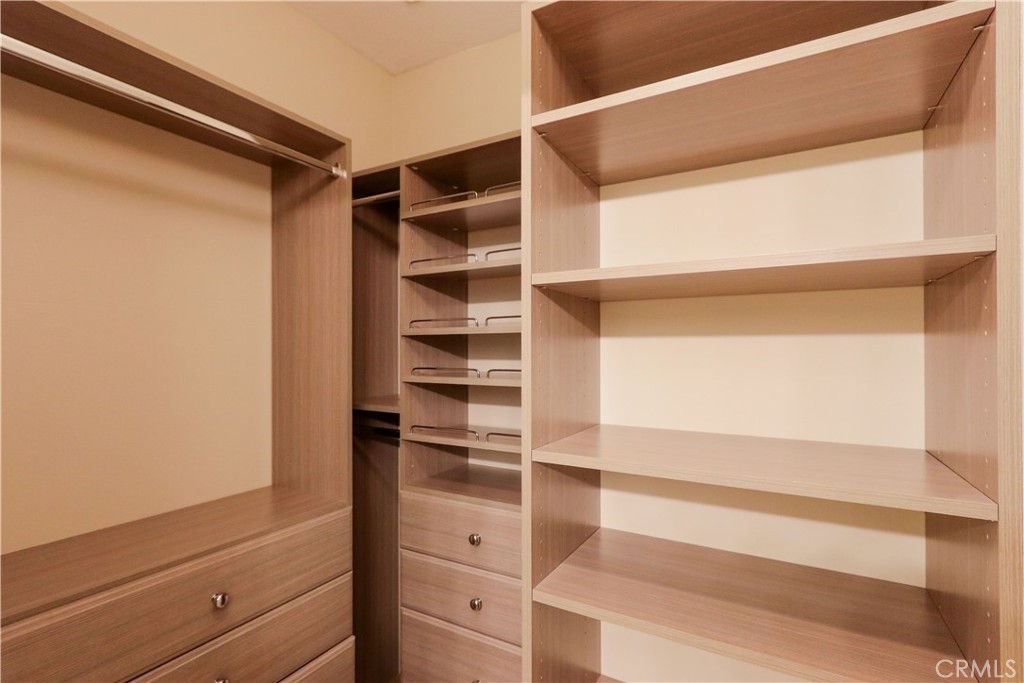32 Garrison Loop Property Photo 12