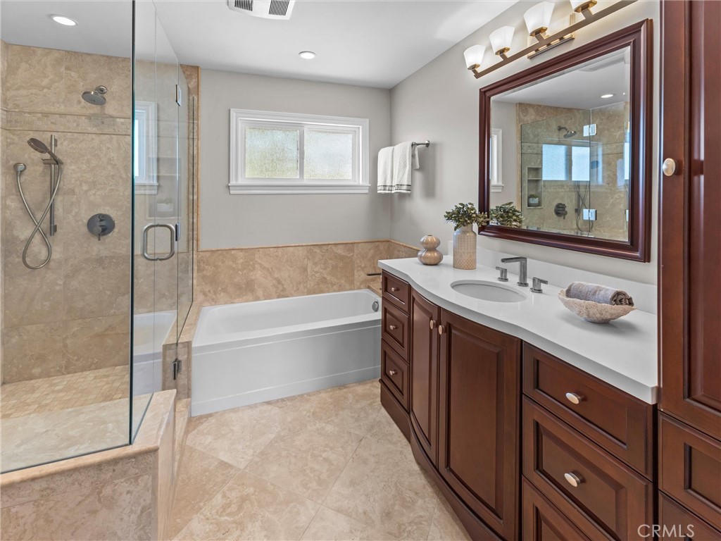 8471 Basin Circle Property Photo 10