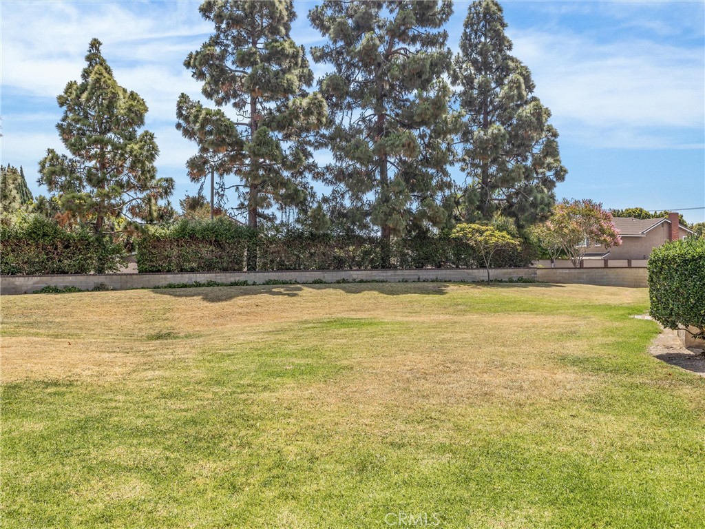 8471 Basin Circle Property Photo 23