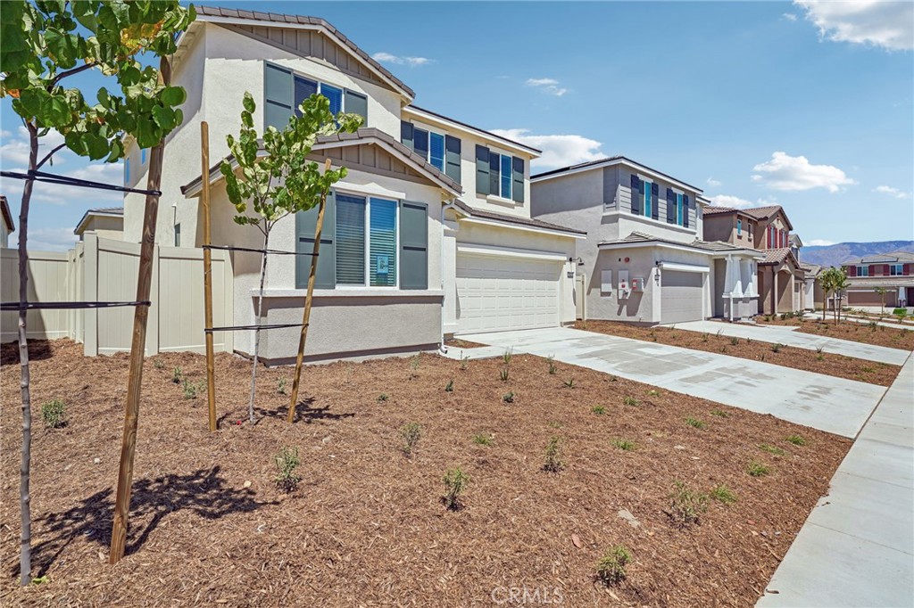 2063 Grapefruit Street Property Photo 3