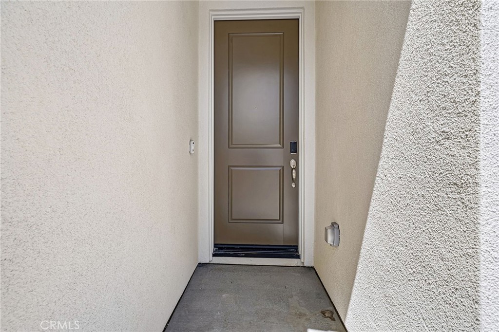 2063 Grapefruit Street Property Photo 4