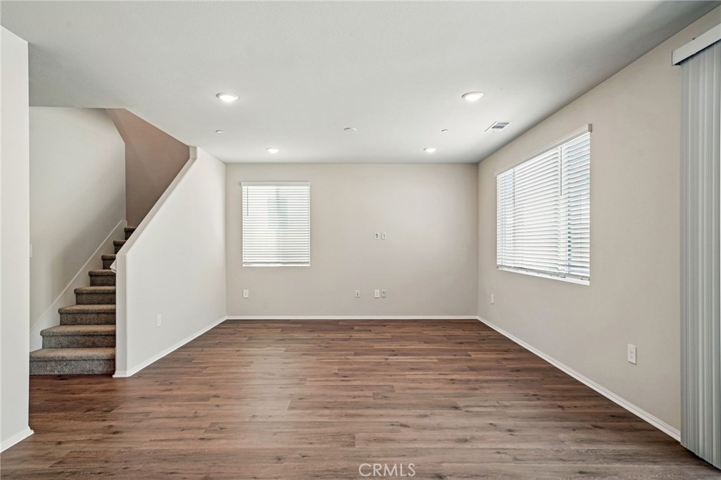2063 Grapefruit Street Property Photo 8