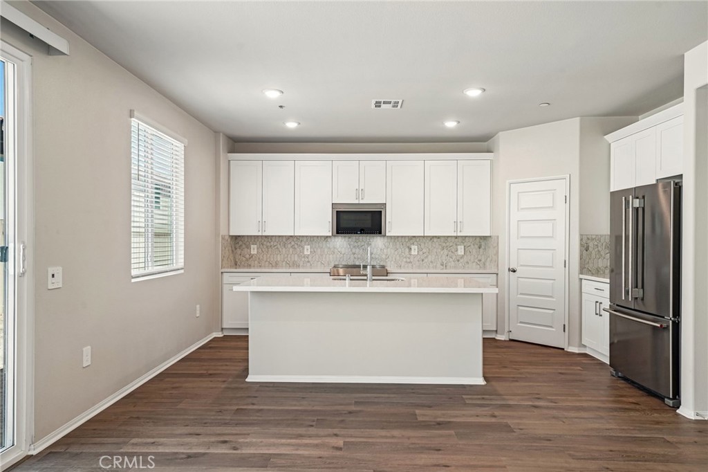 2063 Grapefruit Street Property Photo 10
