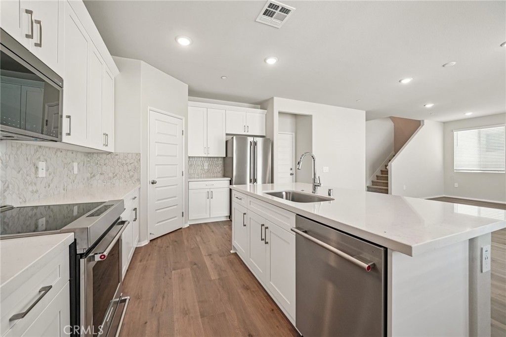 2063 Grapefruit Street Property Photo 15