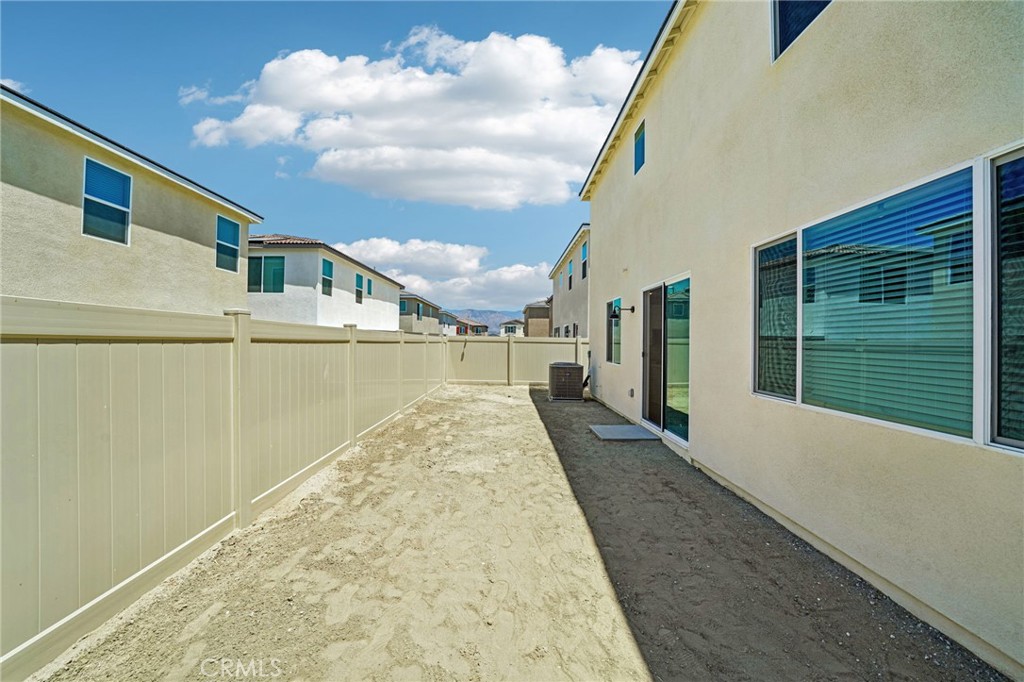 2063 Grapefruit Street Property Photo 48