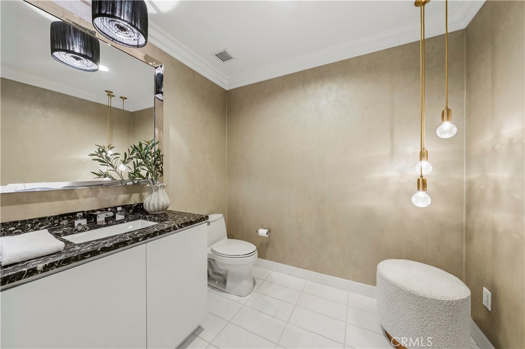 900 W Olympic Blvd 46c Property Photo 14