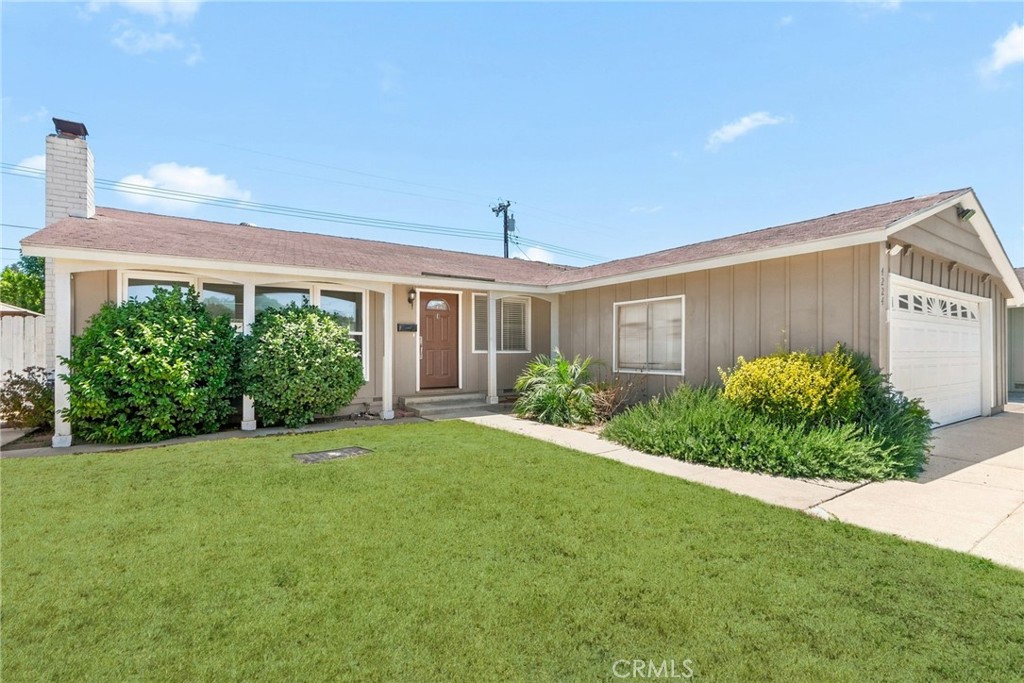 4224 W Ash Avenue Property Photo 1