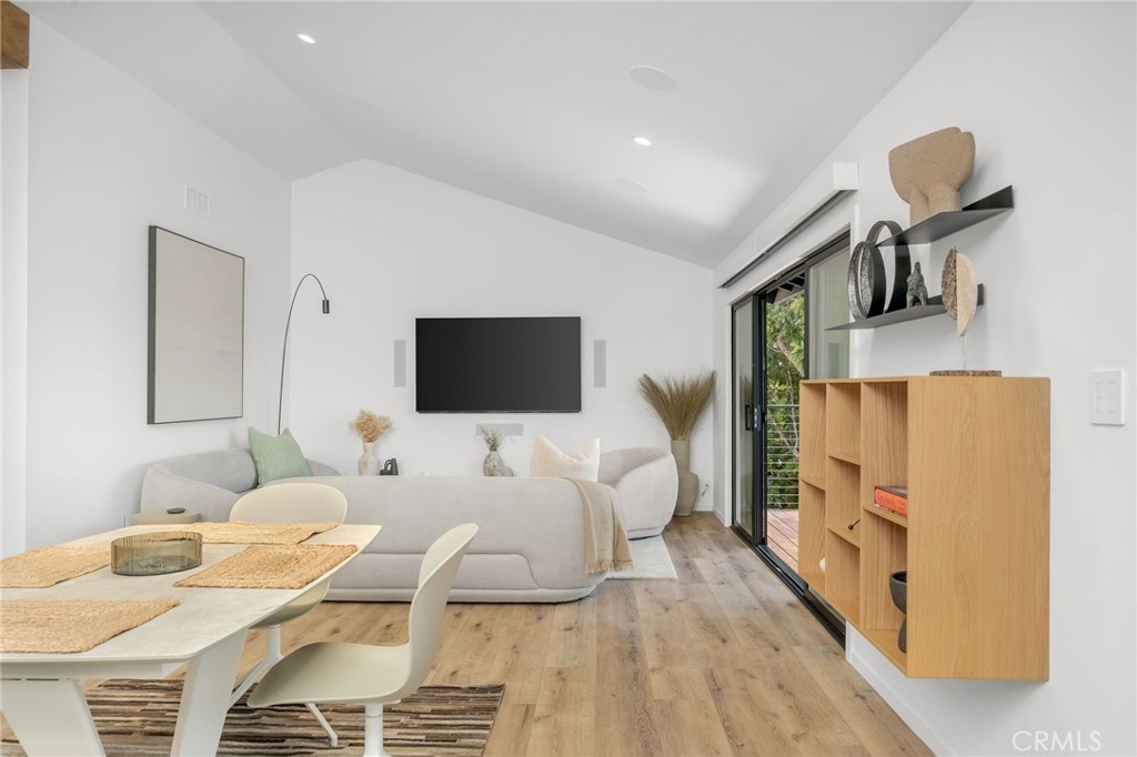 34031 Mazo Property Photo 8