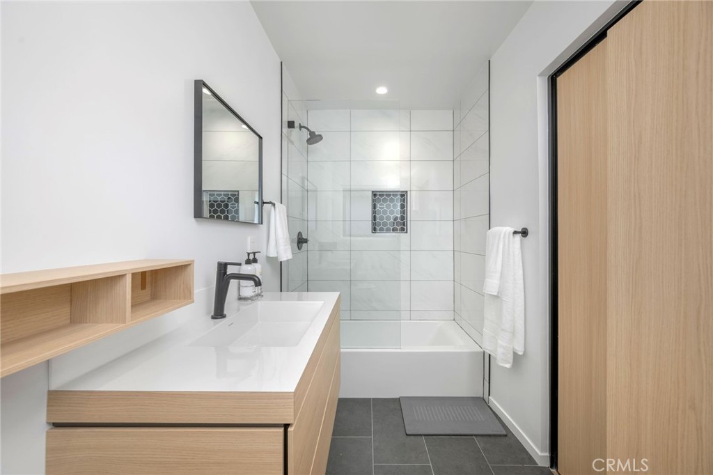 34031 Mazo Property Photo 39