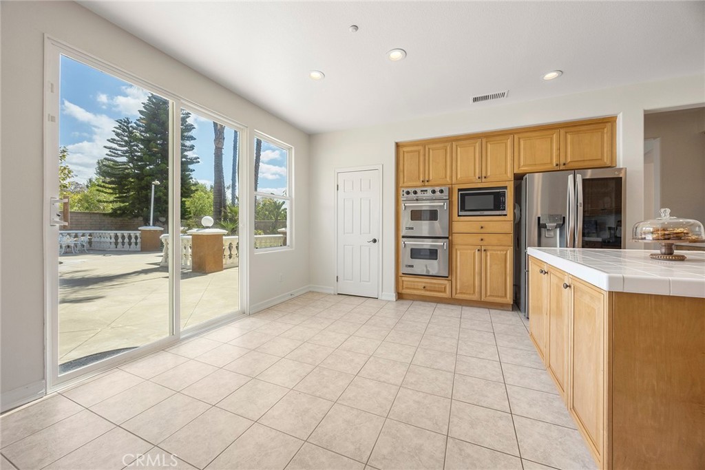 2503 San Miguel Dr Property Photo 16