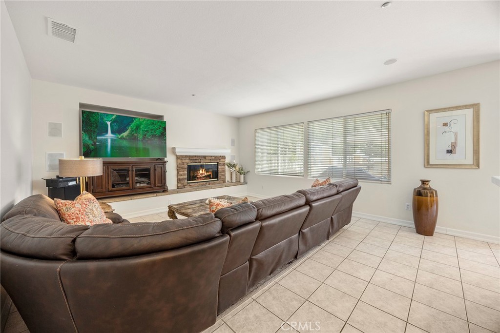 2503 San Miguel Dr Property Photo 18