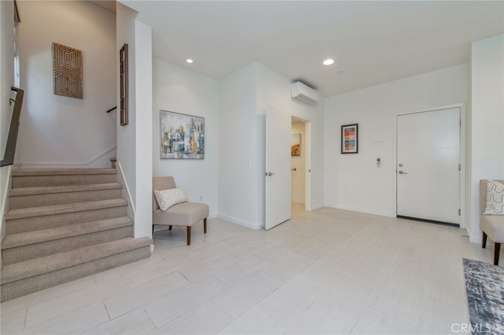 1007 Somerton Property Photo 4