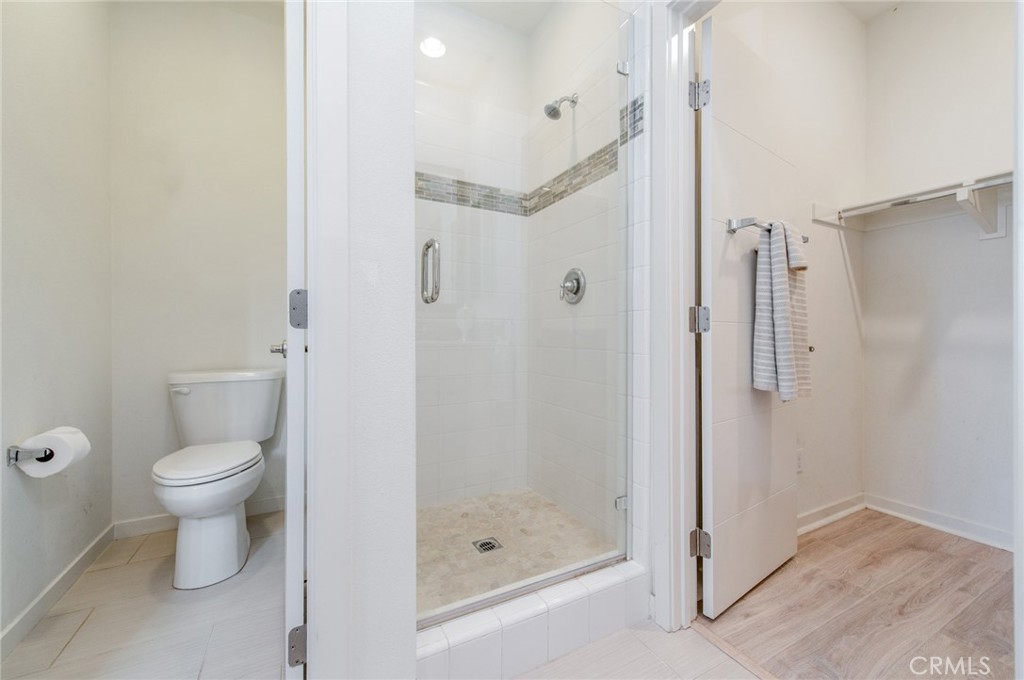 1007 Somerton Property Photo 28