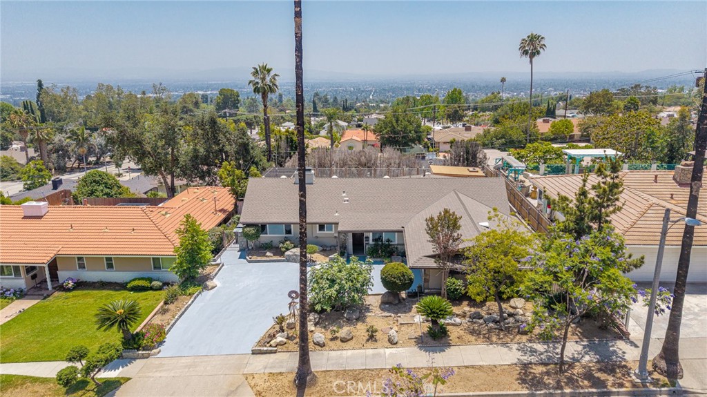 3860 Valley Lights Drive Property Photo 1