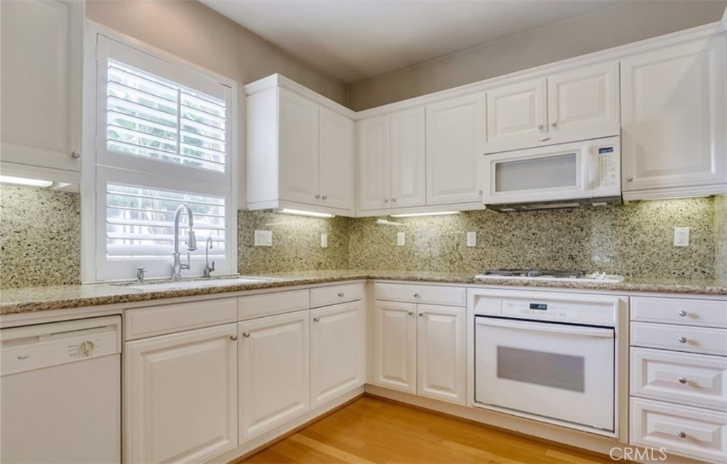 22 Duet Property Photo 3