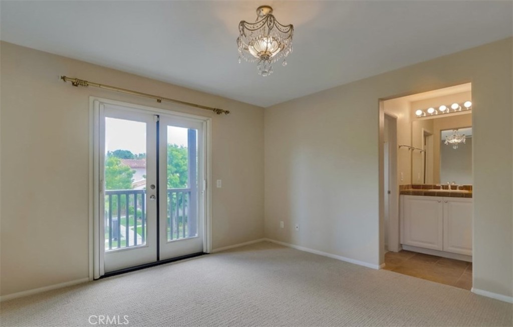 22 Duet Property Photo 11
