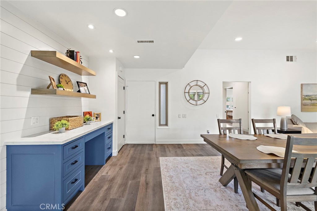 23872 Via Maragall Property Photo 3
